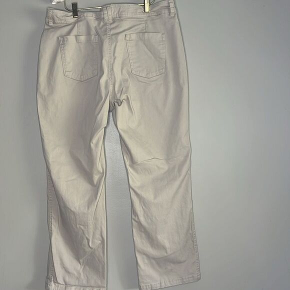 Lee classic fit straight leg size 16 Petite khakis - Picture 6 of 8